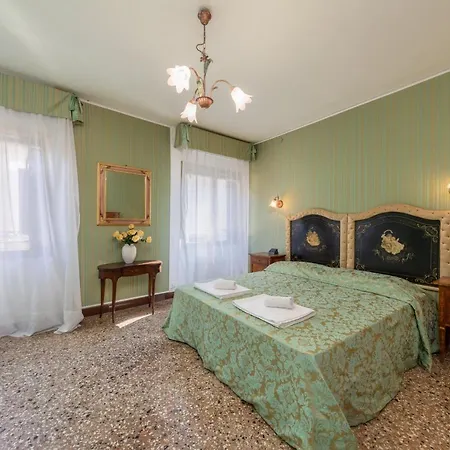 Διαμέρισμα Venezia-centro Prestigioso Storico *