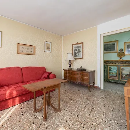 Venezia-centro Prestigioso Storico Apartment Venice